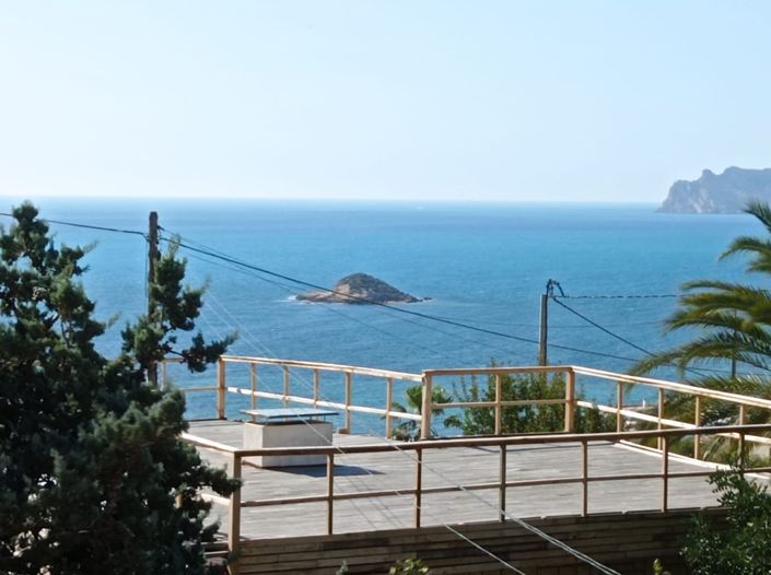 Image No.1-26 Bed Commercial for sale