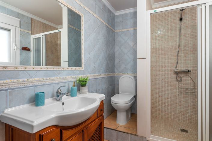 Image No.22-6 Bed Villa for sale