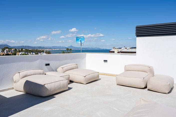 Image No.10-3 Bed Apartment for sale