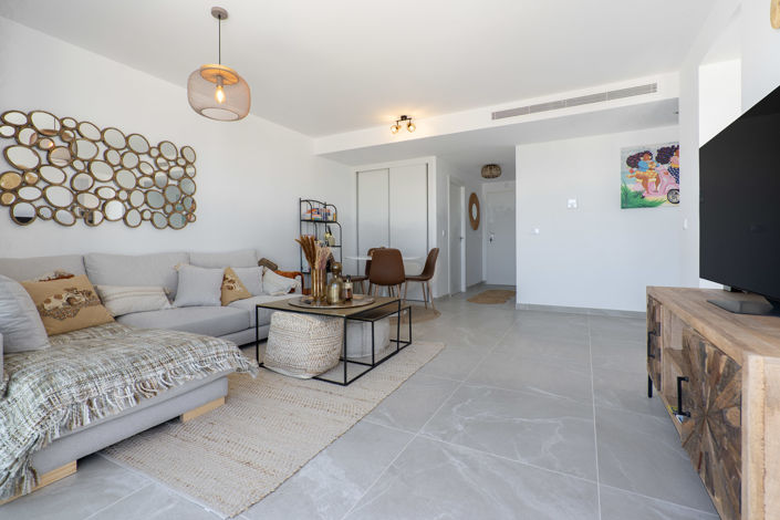 Image No.17-3 Bed Apartment for sale