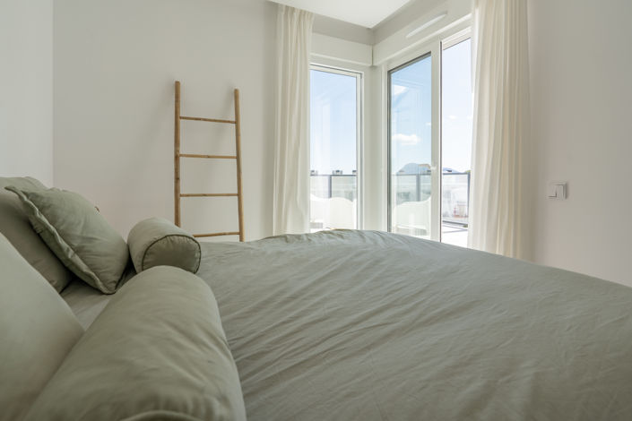 Image No.27-3 Bed Apartment for sale