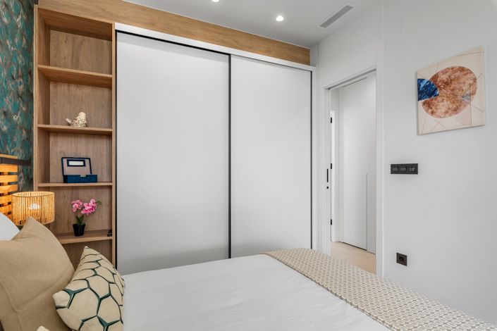 Image No.19-3 Bed Apartment for sale