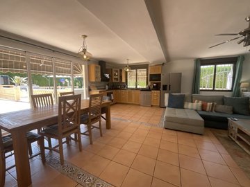 20897-villa-for-sale-in-calpe-1346076-large