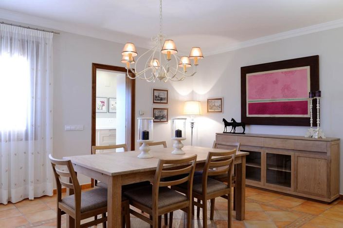 Image No.7-8 Bed Villa for sale