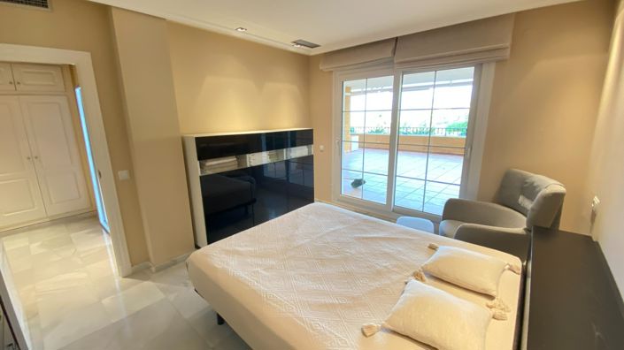 Image No.43-3 Bed Apartment for sale