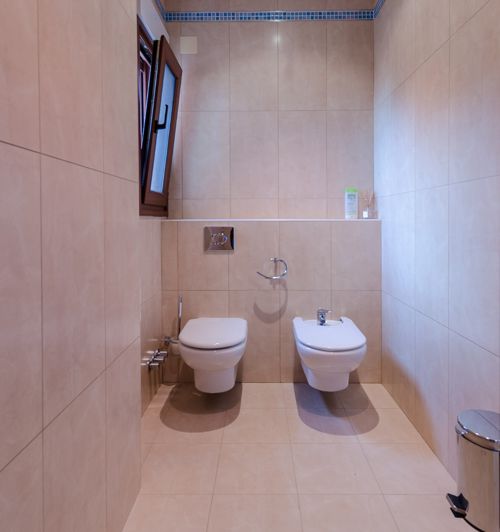 Image No.23-7 Bed Villa for sale