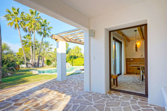 Image No.28-5 Bed Villa for sale