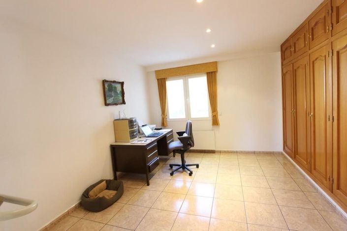 Image No.20-Villa de 6 chambres à vendre à La Nucía