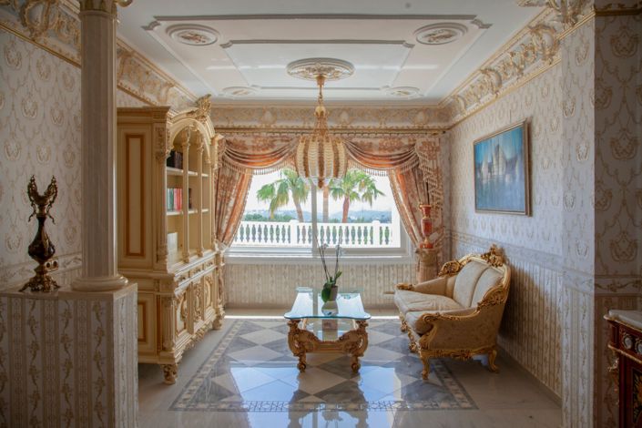 Image No.49-10 Bed Villa for sale