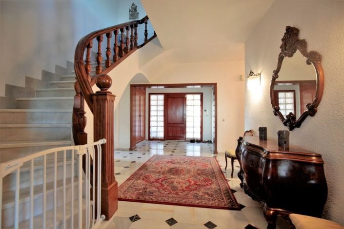 Image No.10-6 Bed Villa for sale