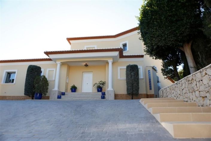 Image No.9-4 Bed Villa for sale