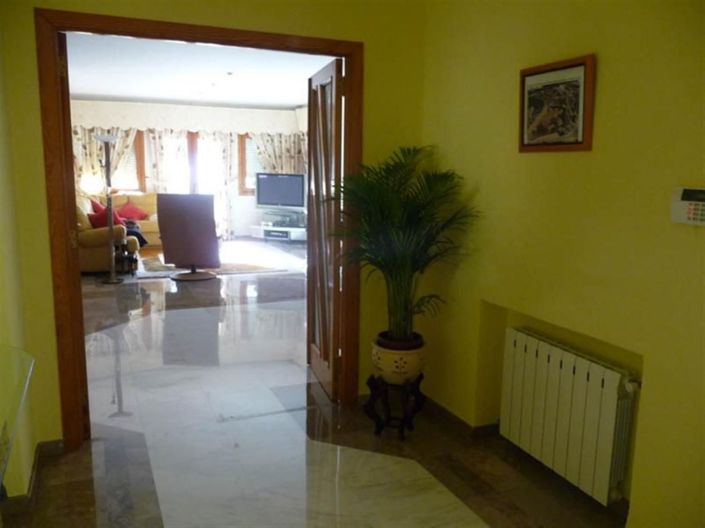 Image No.44-5 Bed Villa for sale