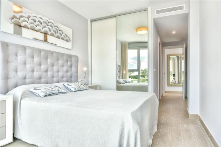 Image No.24-3 Bed Apartment for sale