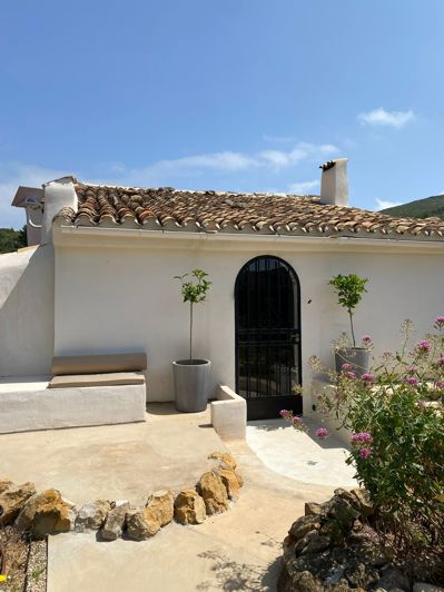 Image No.5-1 Bed Villa for sale