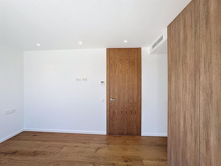 Image No.23-3 Bed Villa for sale