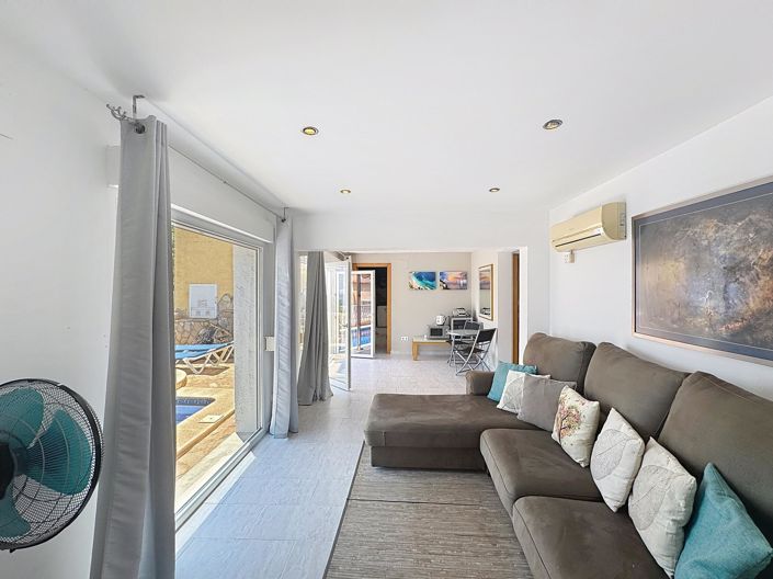 Image No.32-2 Bed Villa for sale