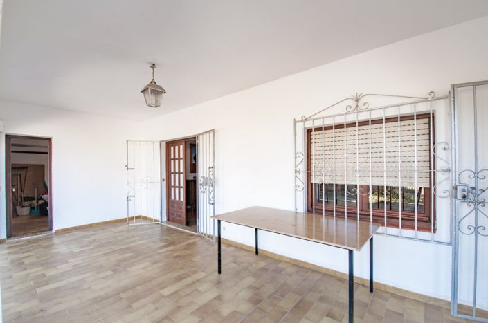 Image No.19-6 Bed Villa for sale