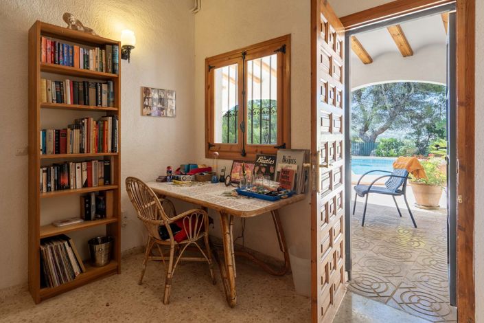 Image No.34-4 Bed Villa for sale