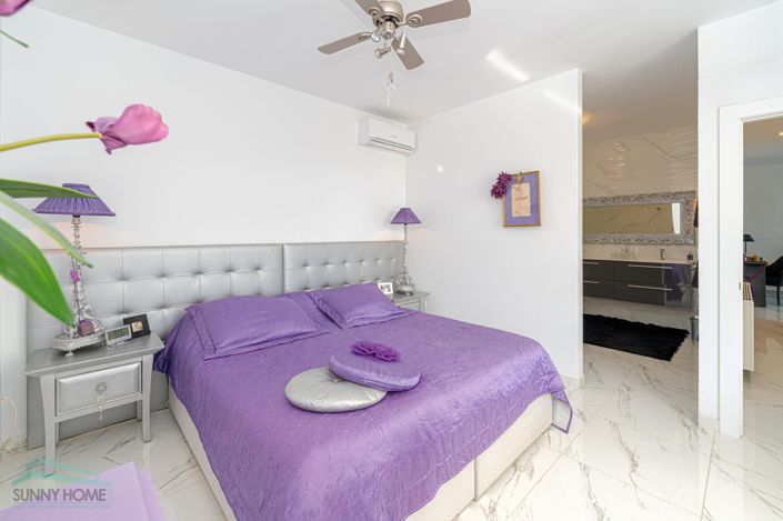 Image No.21-2 Bed Villa for sale