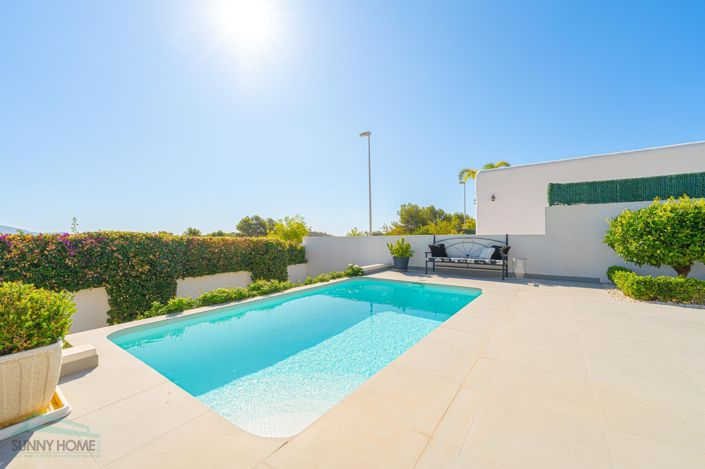 Image No.7-2 Bed Villa for sale