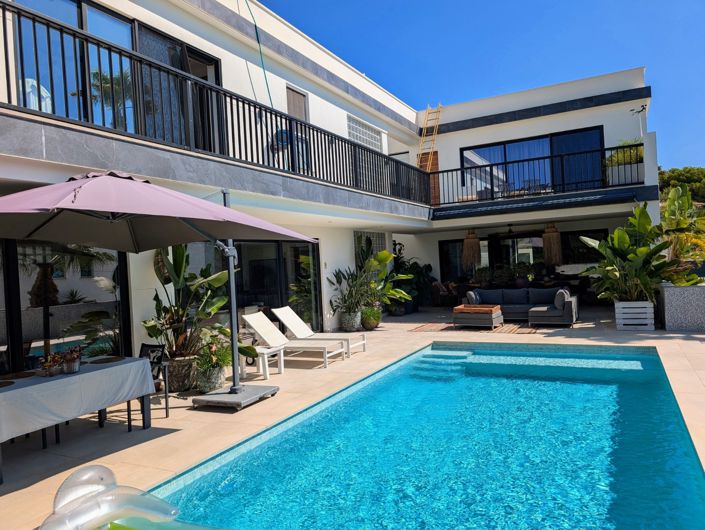 Image No.2-Villa for sale