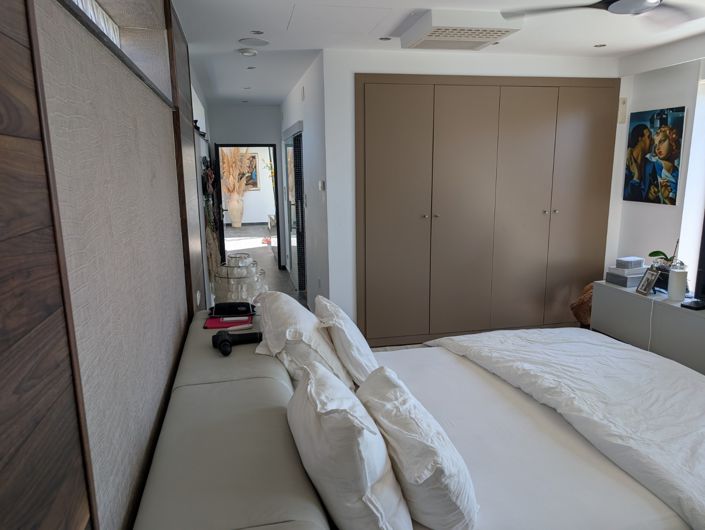 Image No.38-Villa for sale