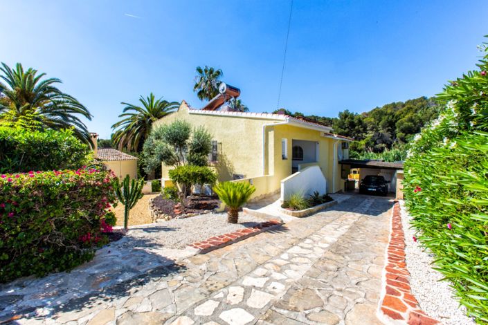 Image No.1-5 Bed Villa for sale