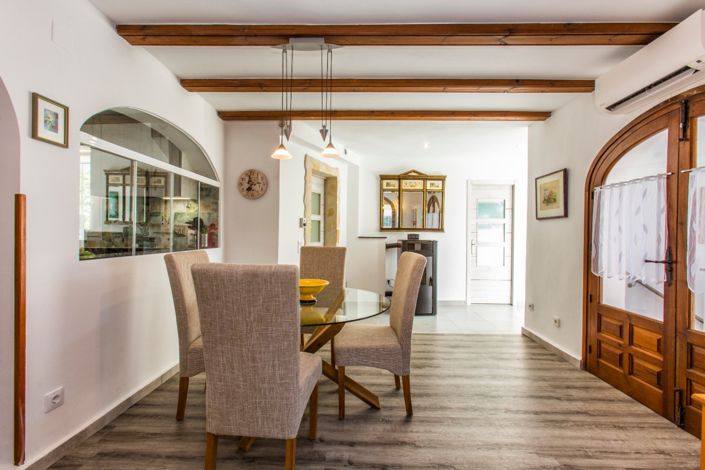 Image No.18-5 Bed Villa for sale