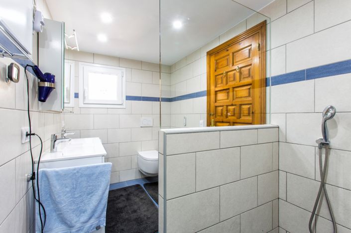 Image No.38-5 Bed Villa for sale