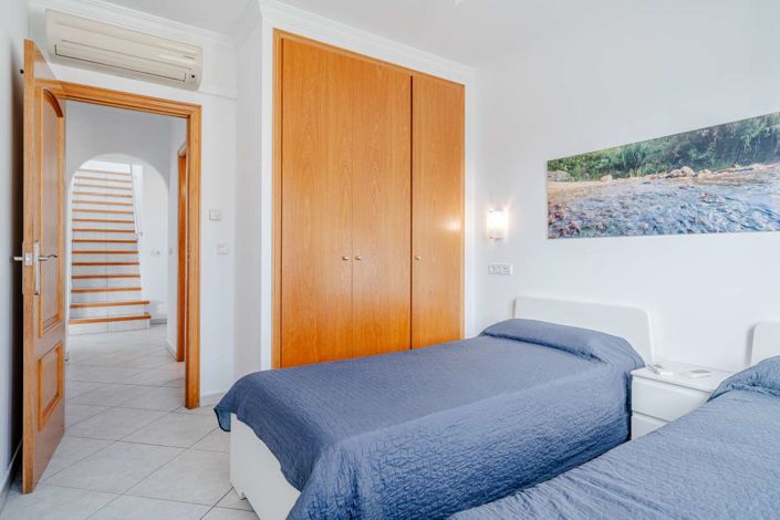 Image No.8-3 Bed Villa for sale