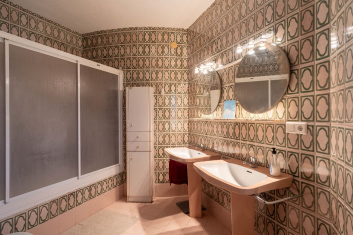 Image No.29-5 Bed Villa for sale