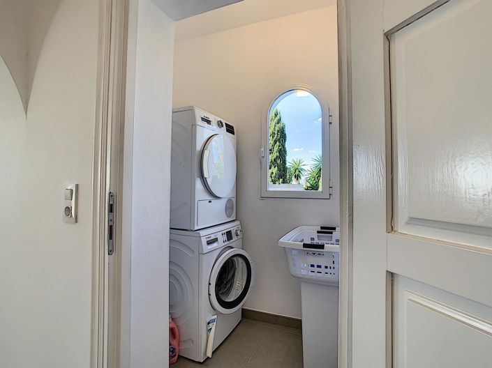 Image No.13-5 Bed Villa for sale