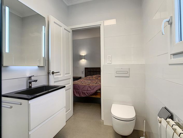 Image No.20-5 Bed Villa for sale