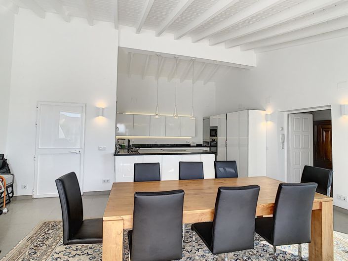 Image No.45-5 Bed Villa for sale