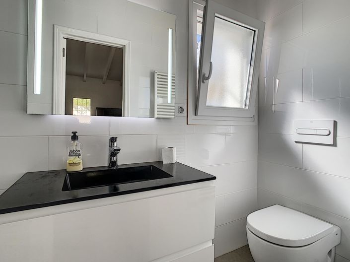 Image No.50-5 Bed Villa for sale