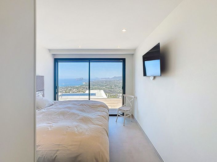 Image No.12-5 Bed Villa for sale