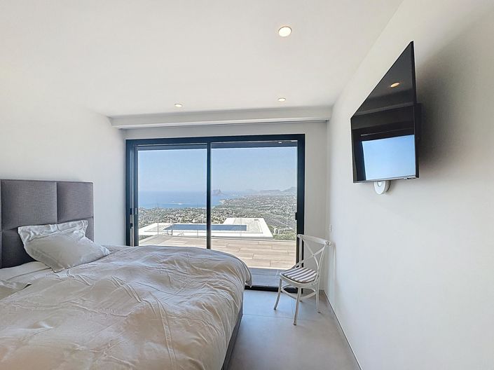 Image No.14-5 Bed Villa for sale