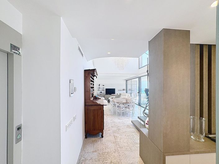 Image No.38-5 Bed Villa for sale