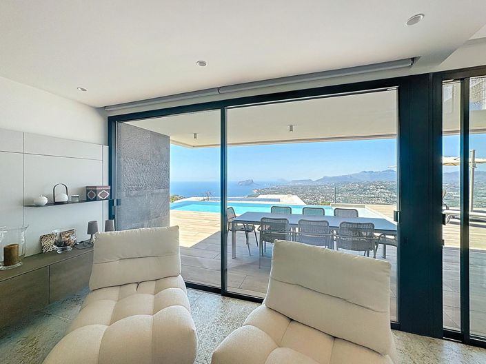 Image No.43-5 Bed Villa for sale