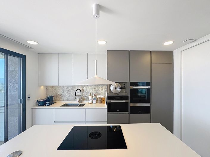 Image No.49-5 Bed Villa for sale