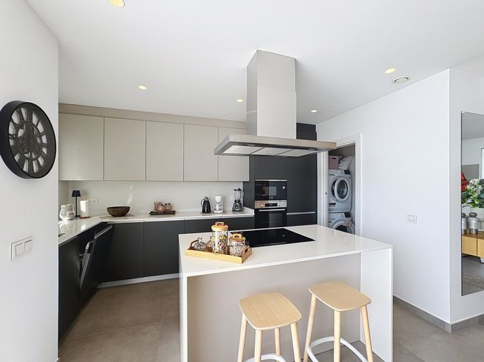 Image No.20-3 Bed Villa for sale