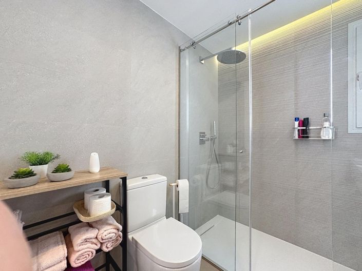 Image No.26-3 Bed Villa for sale