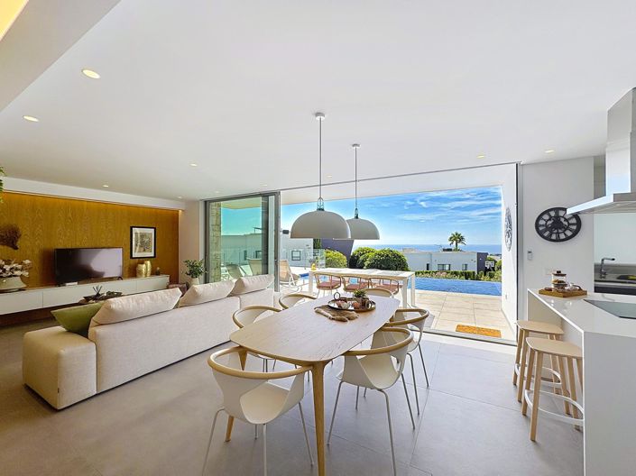 Image No.7-3 Bed Villa for sale