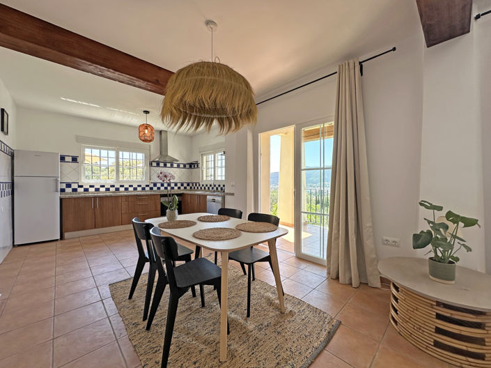 Image No.11-3 Bed Villa for sale