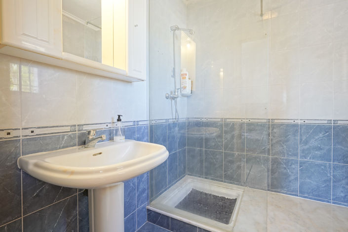 Image No.18-3 Bed Villa for sale