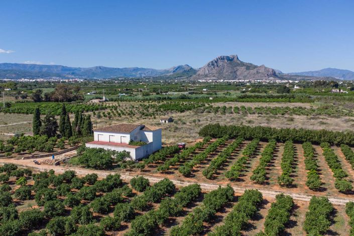 Image No.3-Villa for sale