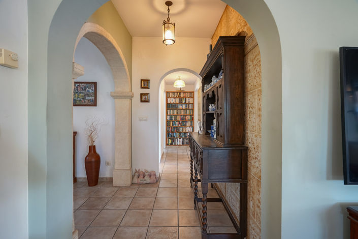 Image No.18-3 Bed Villa for sale