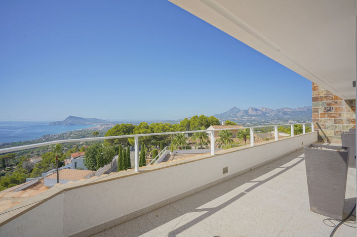 Image No.32-7 Bed Villa for sale