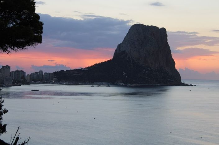 Image No.25-2 Bed Apartment for sale