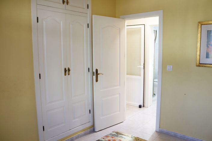 Image No.19-2 Bed Villa for sale